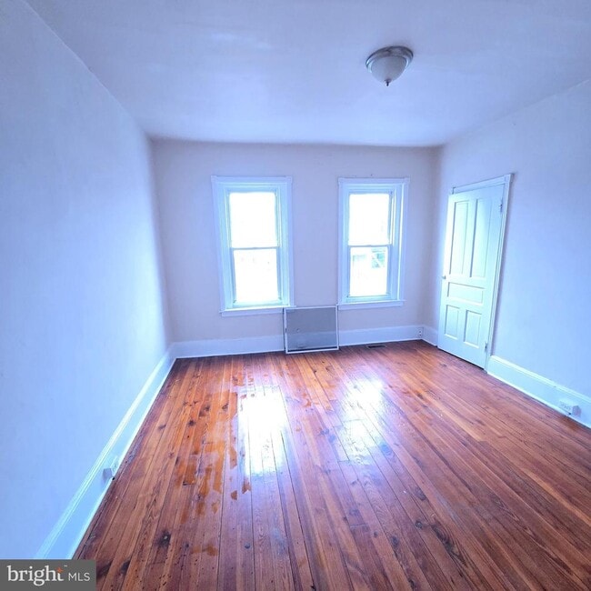 Building Photo - 2624 E Venango St