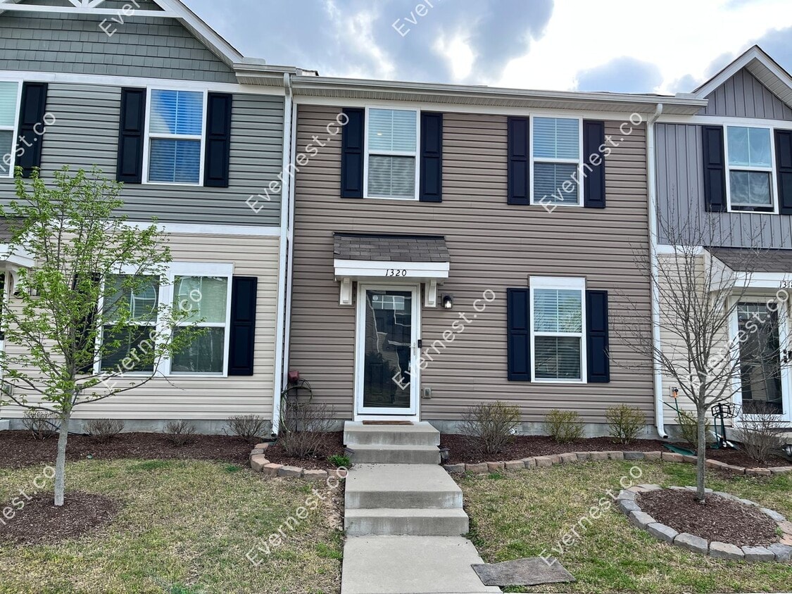 3 Bed & 2 Bath Townhouse in Nashville | Pet-Friendly | INQUIRE NOW! - 3 Bed & 2 Bath Townhouse in Nashville | Pet-Friendly | INQUIRE NOW!