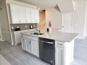 Building Photo - 8189 Cinch Way