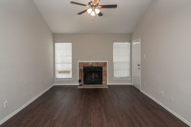 Building Photo - 12500 Sandpiper Dr
