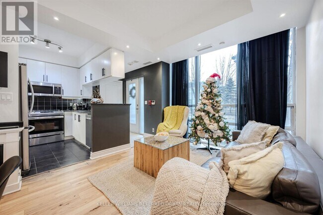 Building Photo - 90 Absolute Ave