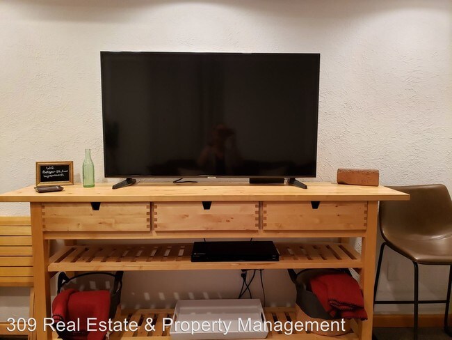 Foto del edificio - 1 br, 1 bath House - 290 Fondulac Dr
