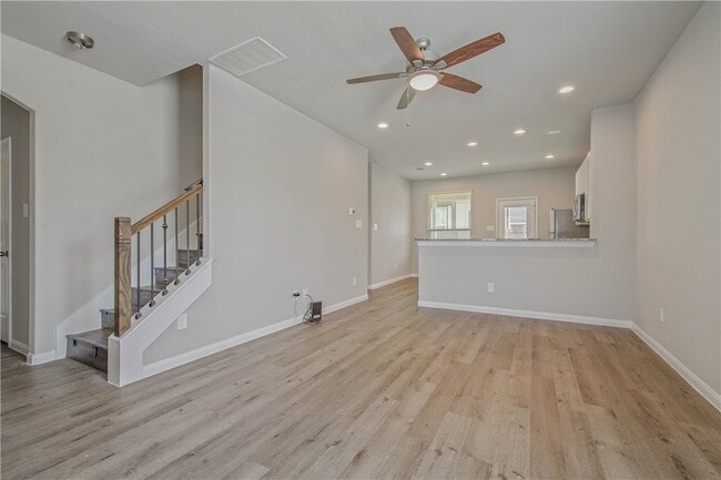 Building Photo - 4717 Nopalitos Way