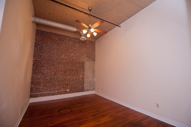 Foto del edificio - Downtown Lofts 201-202