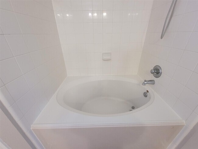 Foto del edificio - 20759 Cypress Crescent Ln