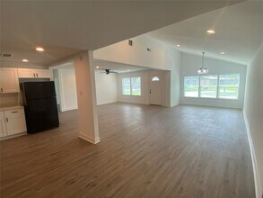 Building Photo - 4963 Culmore Dr