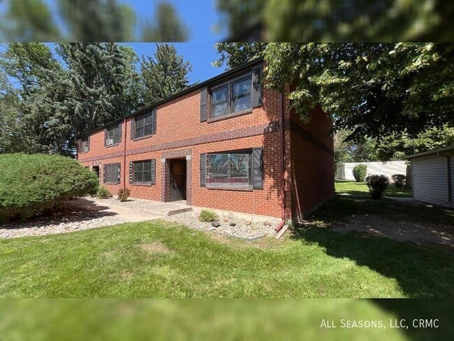 Building Photo - 2449 Paseo Rd