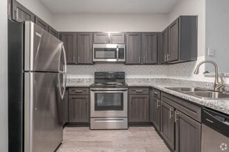 Building Photo - 9807 Cypresswood Dr