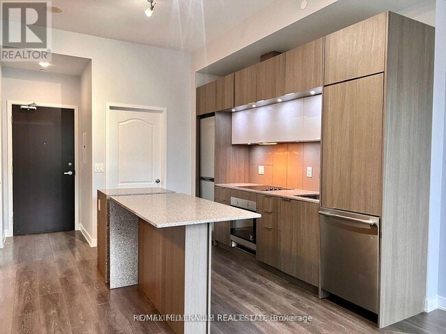 Building Photo - 55 Regent Park Blvd