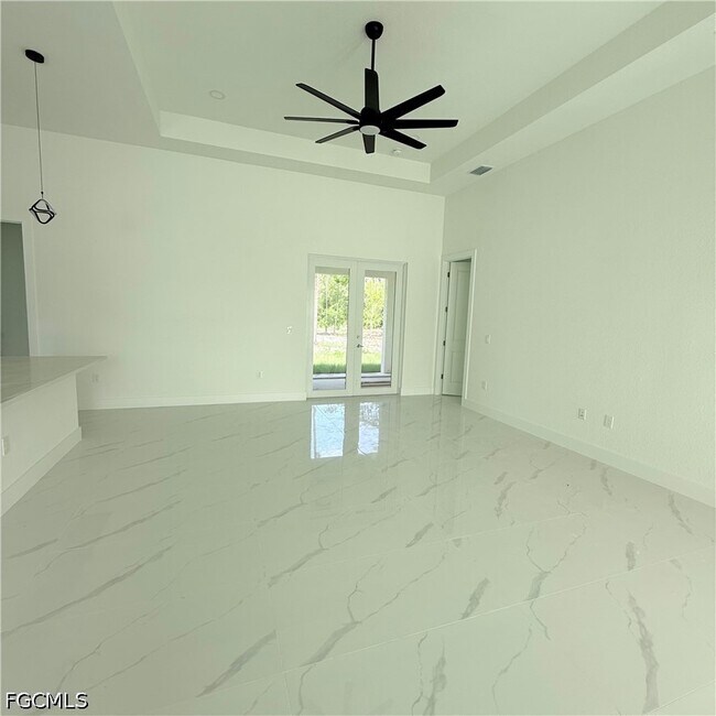 Building Photo - 208 Johns Ave