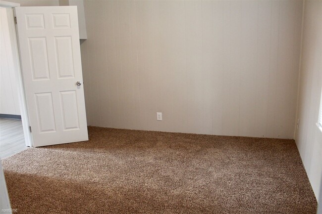 Building Photo - 2 br, 1 bath House - 1828 West Mallon Aven...