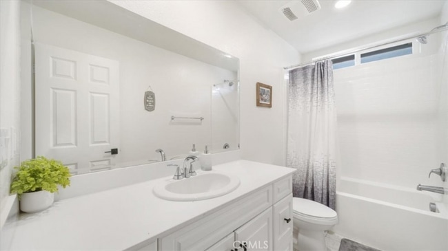 Foto del edificio - 22739 Morning Spruce St