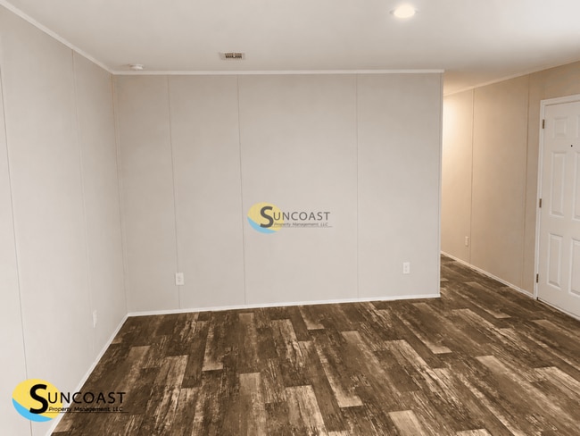 Foto del edificio - 14209 Lyle Rd