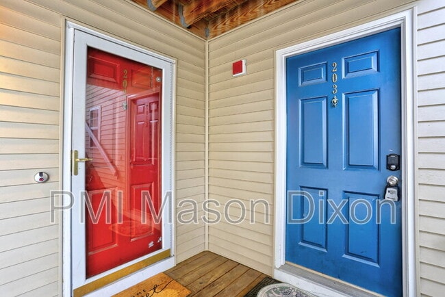 Building Photo - 5814 Wyndham Cir