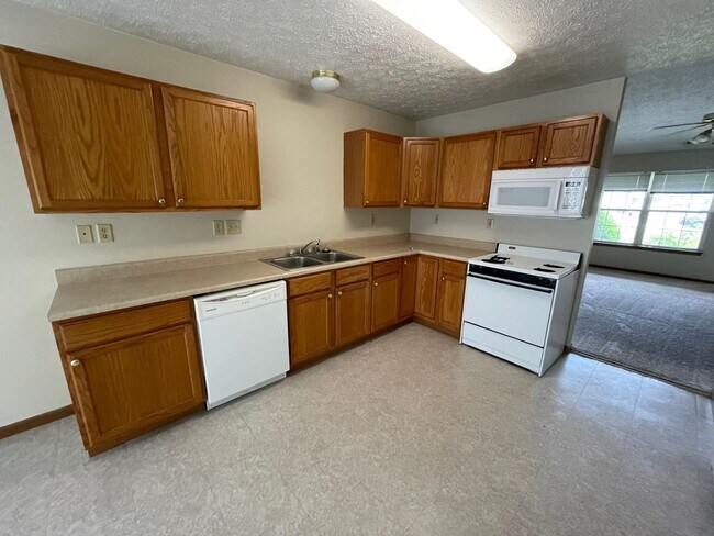 Building Photo - 3028 Butterfield Court