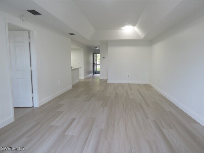 Foto del edificio - 809 Augusta Blvd