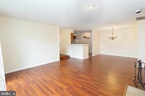 Foto del edificio - 7504 Ashby Ln