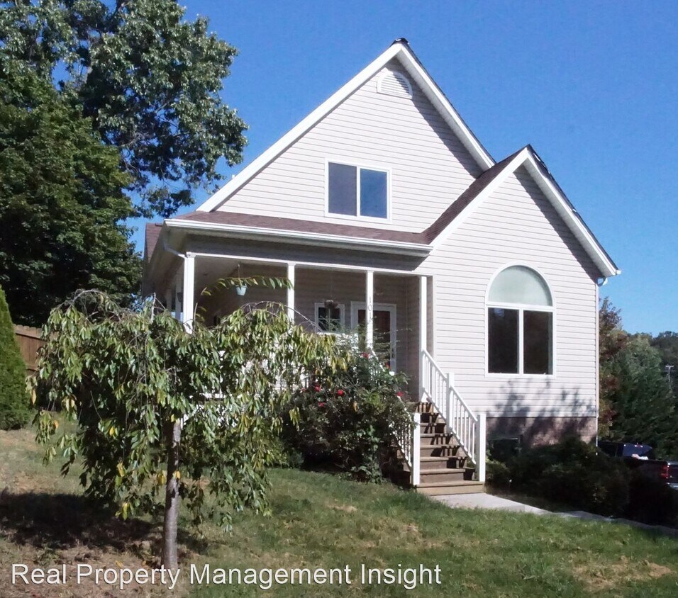 Primary Photo - 3 br, 2 bath House - 101 Hagan Street