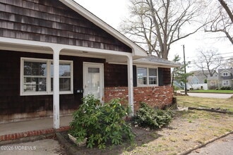 Building Photo - 721 Burnt Tavern Rd