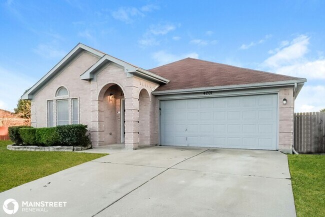 Building Photo - 4201 S CORAL SPRINGS DR, FORT WORTH, TX 76123