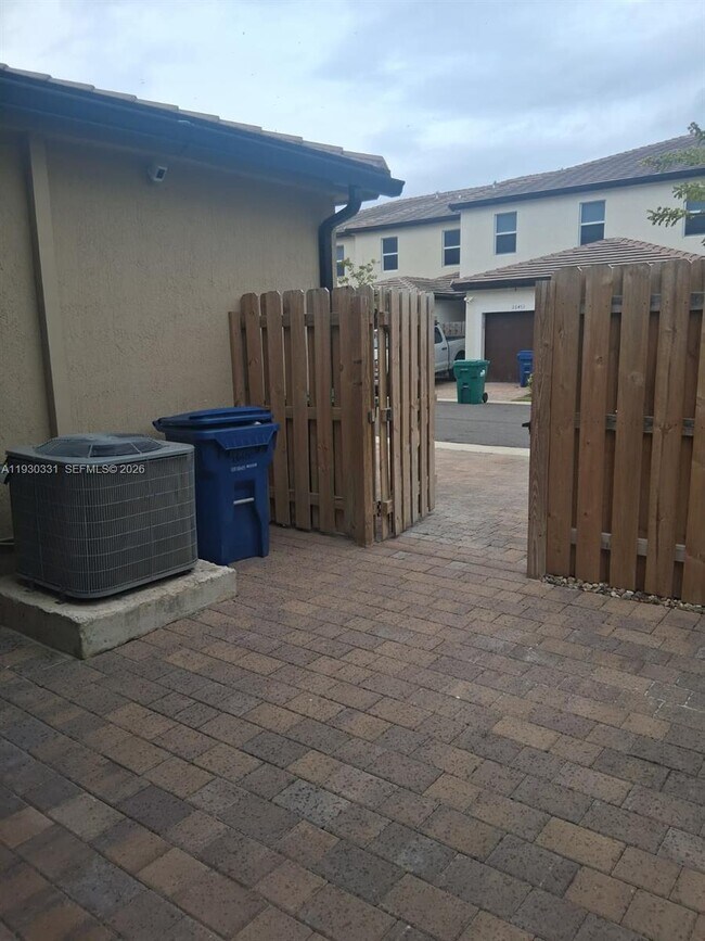 Foto del edificio - 26450 SW 148th Ct