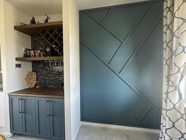 Building Photo - 4117 NW 22nd St