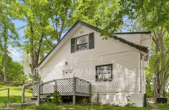 Building Photo - 8842 Lexington Ave