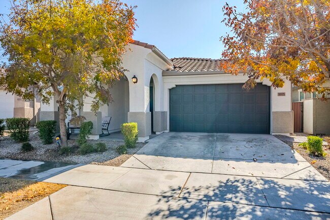 Foto del edificio - 9935 E Thornbush Ave