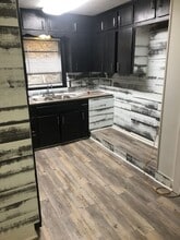 Building Photo - 1023 Cynthia Crescent