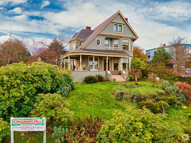 Building Photo - 302 N Tacoma Ave