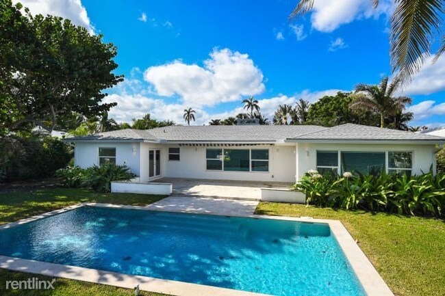 Foto del edificio - 1 br, 1.5 bath House - 3014 N Flagler Dr