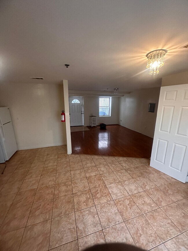 Foto del edificio - 408-410 S 19th St