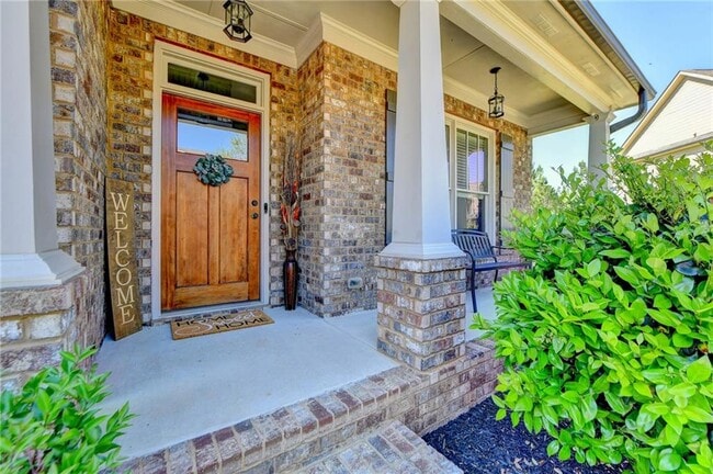 Building Photo - 4630 Sierra Creek Dr NE