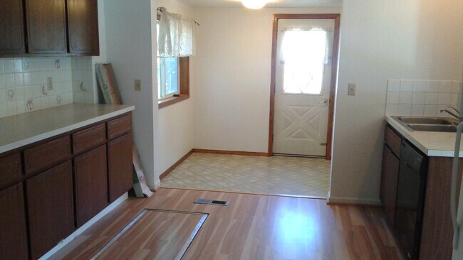 Cocina y comedor - 3217 N Smith