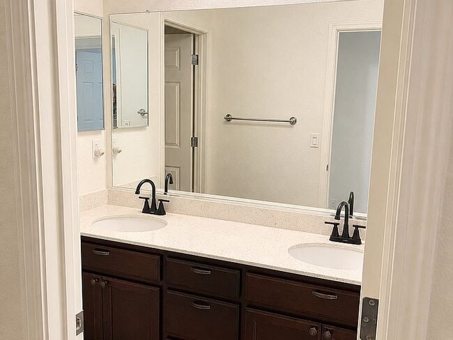 Foto del edificio - 1482 Moonbeam Way