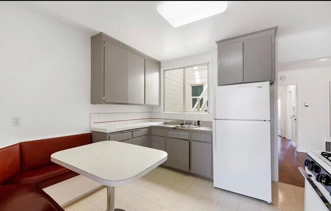 Foto del edificio - 3728-3730 Taraval St