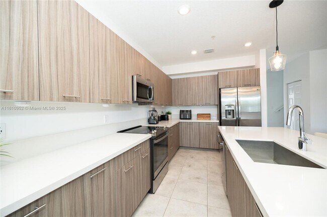 Foto del edificio - 4640 NW 84th Ave