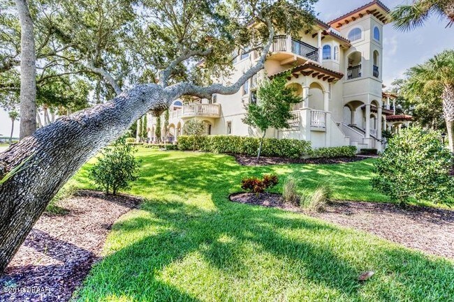 Building Photo - 5090 Riverside Dr