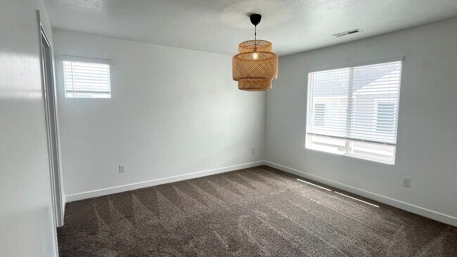 Building Photo - 3579 Cornfield Dr