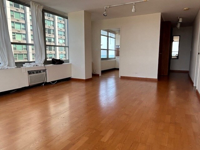 Foto del edificio - 3550 N Lake Shore Dr