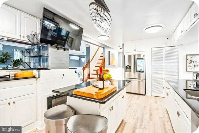 Foto del edificio - 79 Gridiron Rd