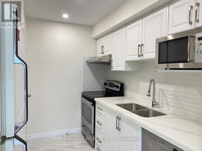 Building Photo - 103 Rock Fern Way