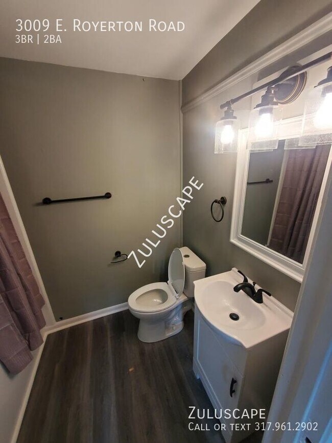 Foto del edificio - This won't last long! Newly remodeled 3 be...