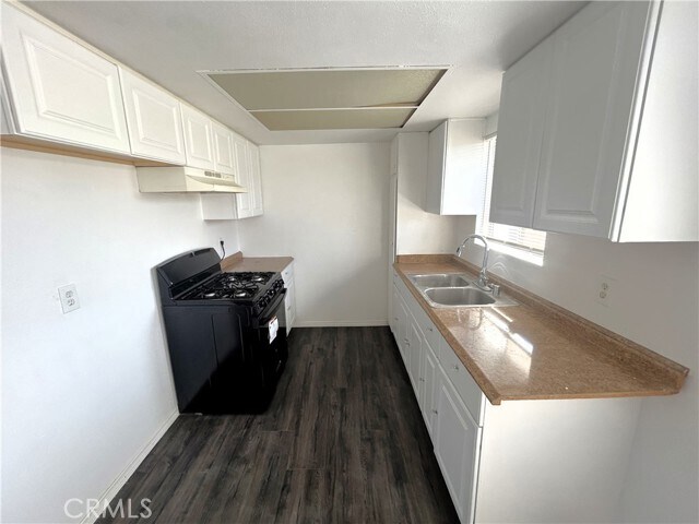 Foto del edificio - 2430 S Ridgewood Dr