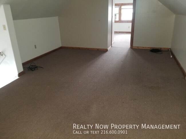 Foto del edificio - 3425 Altamont Rd