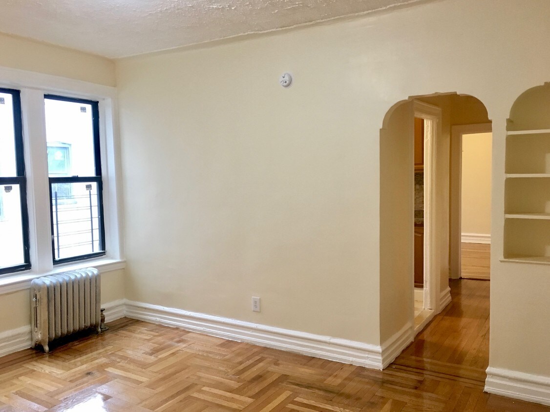Primary Photo - 2415 Newkirk Ave
