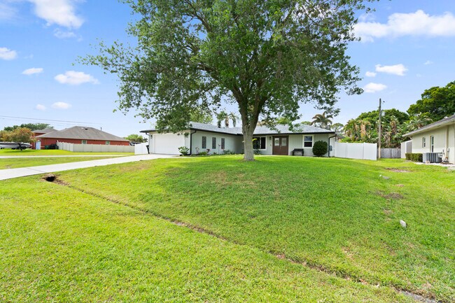 Foto del edificio - 3238 SW Constellation Rd