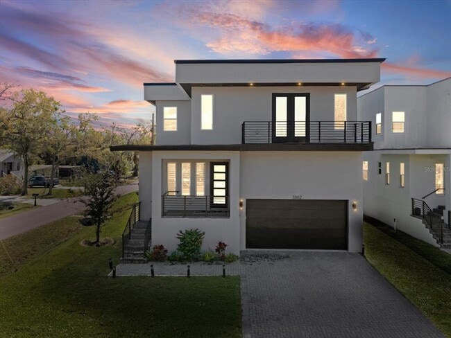 Building Photo - 5002 W Idaho St