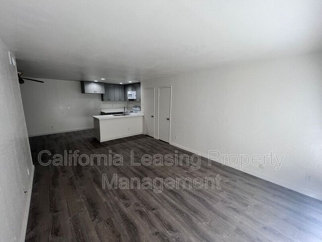Building Photo - 25023 Peachland Ave