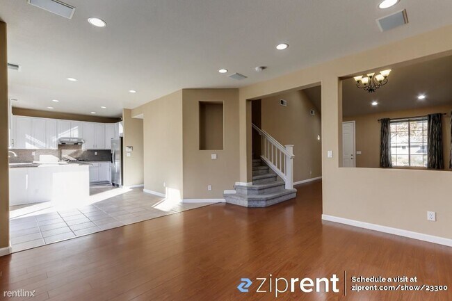 Building Photo - 4 br, 2.5 bath House - 3297 Woodmere Drive...